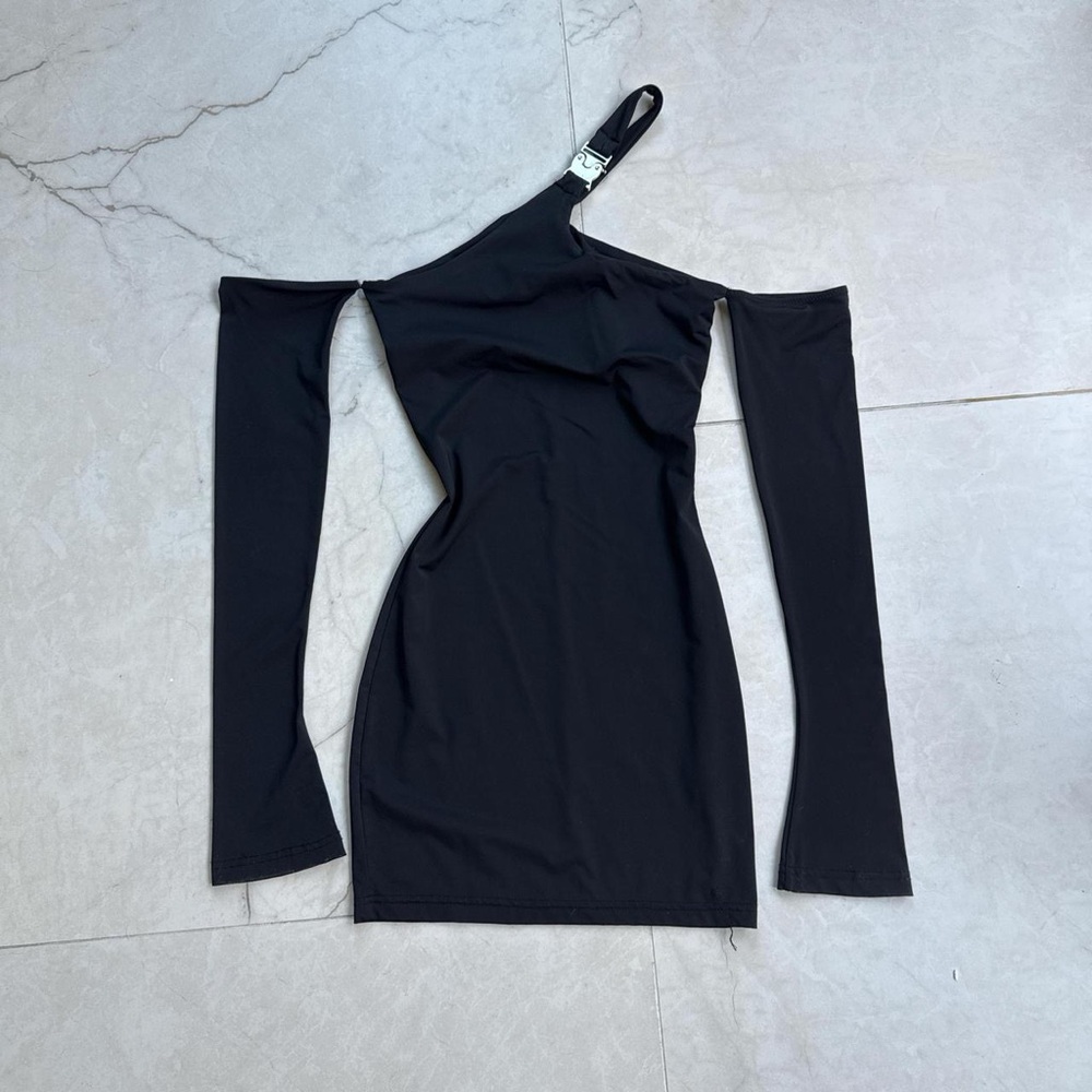 Poster girl black buckle sleeve dress xs